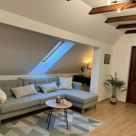 House Kuca S 4 Spavace Sobe Stara Susica