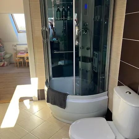 House Kuca S 4 Spavace Sobe بيت للعطل