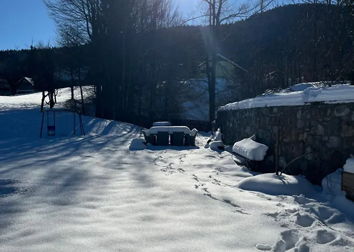 בית נופש House Kuca S 4 Spavace Sobe *