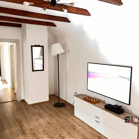 House Kuca S 4 Spavace Sobe Case de vacanță